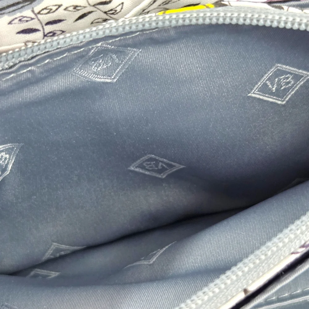 Vera Bradley Plaza Tile Floral Geometric RFID Large Tab Wallet Spring 2021 NWOT - Picture 10 of 16